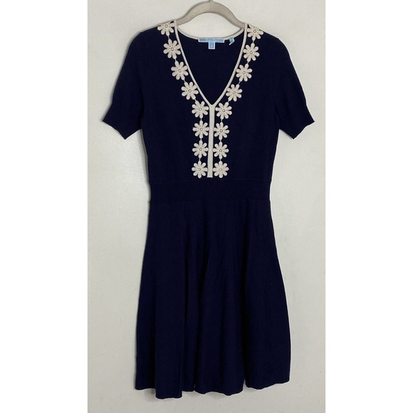 Draper James V neck Sweater Dress Navy Blue/White Flowers Knit A Line Sz Sm - Picture 2 of 5